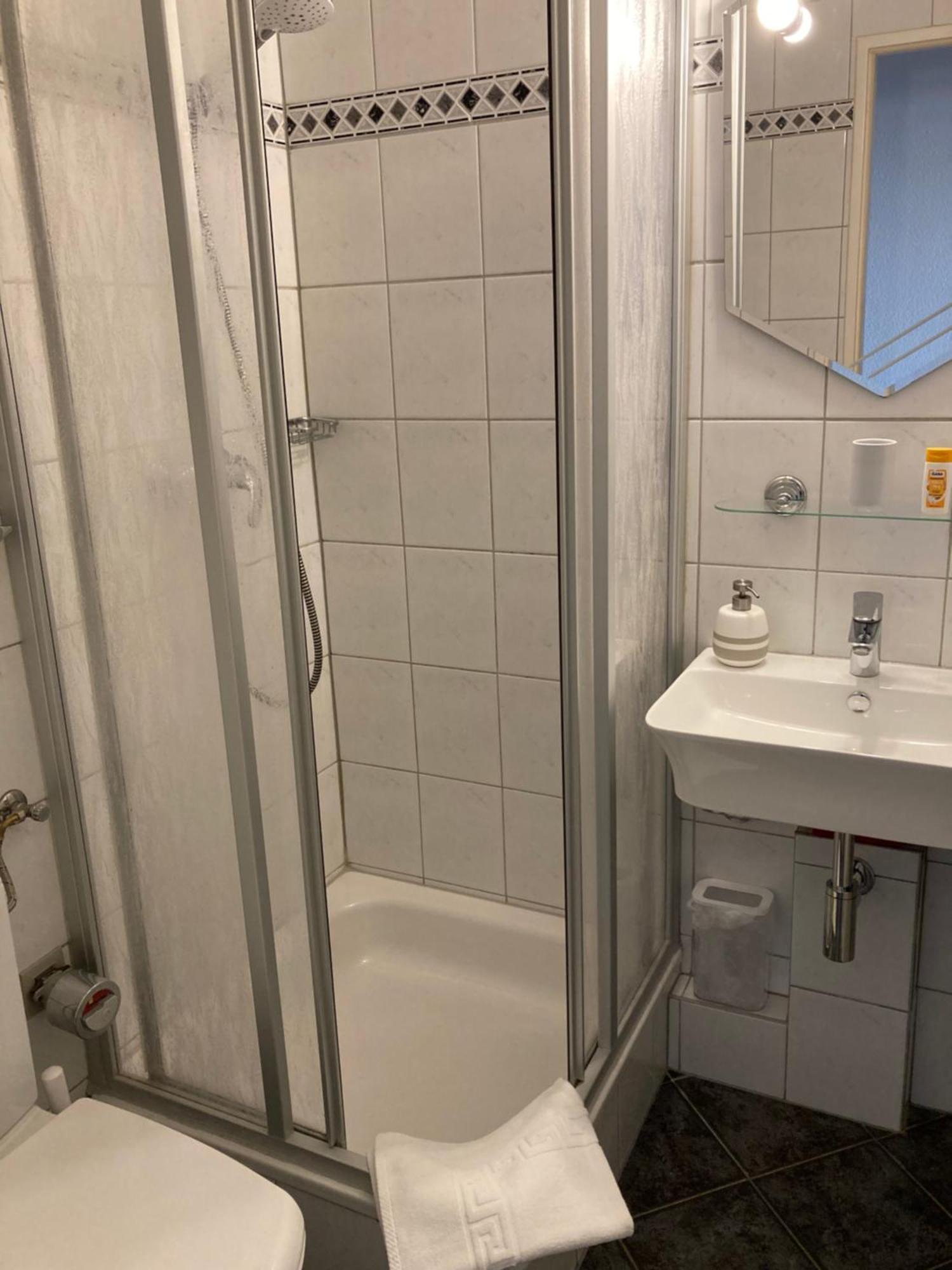 Schlosser Apartment *